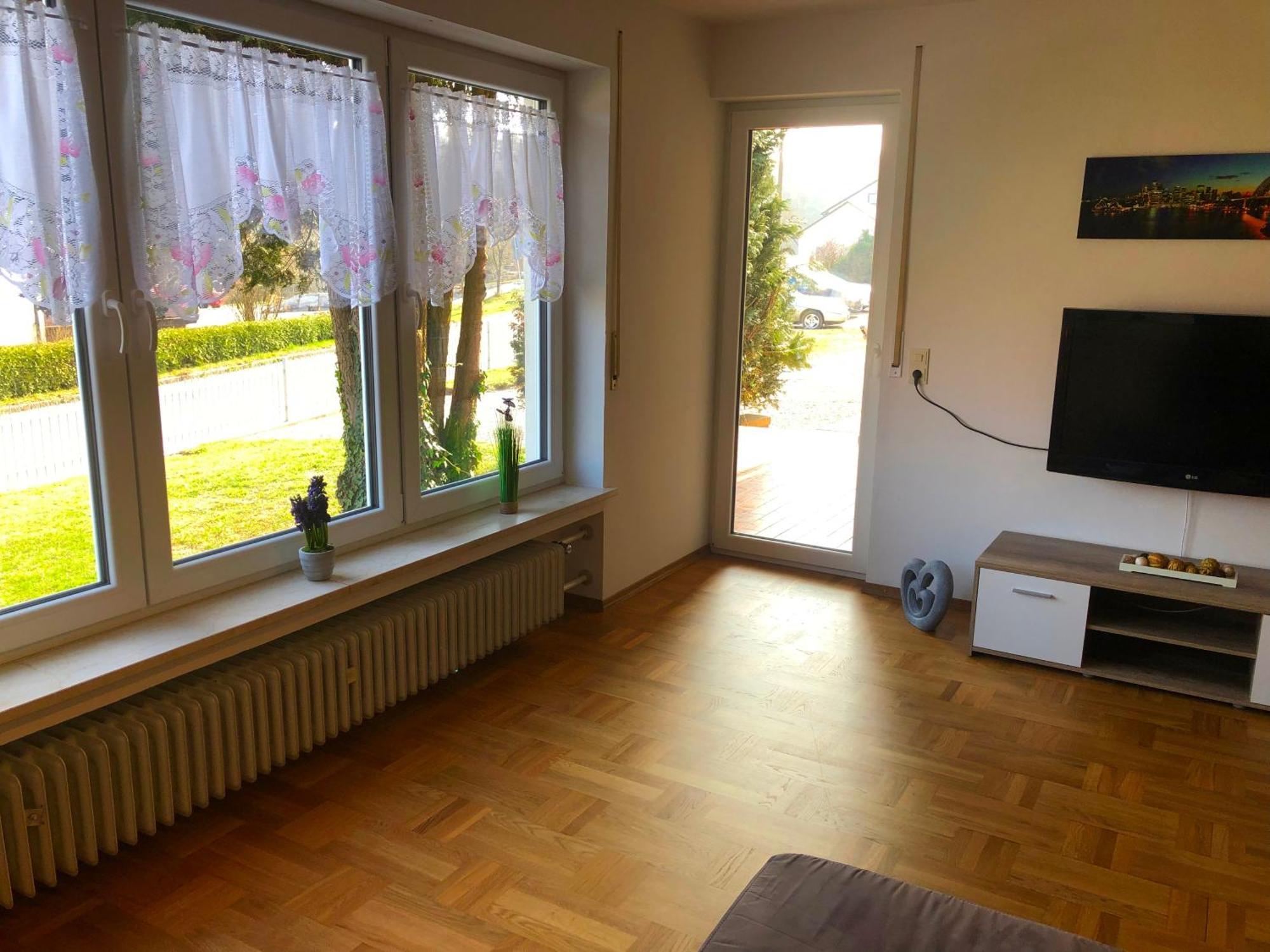 Ferienwohnungen / Ferienhaus Adelsried Exteriör bild