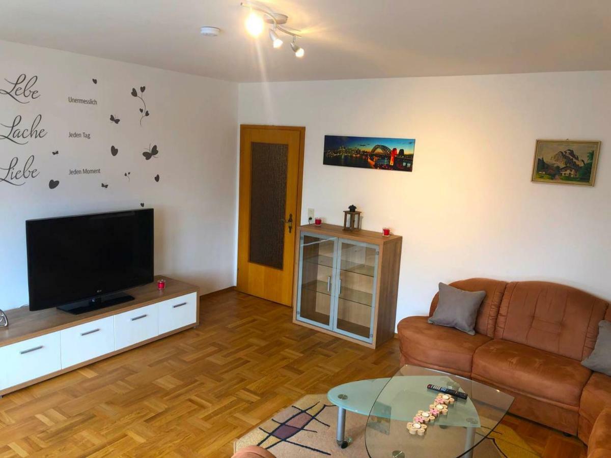 Ferienwohnungen / Ferienhaus Adelsried Exteriör bild